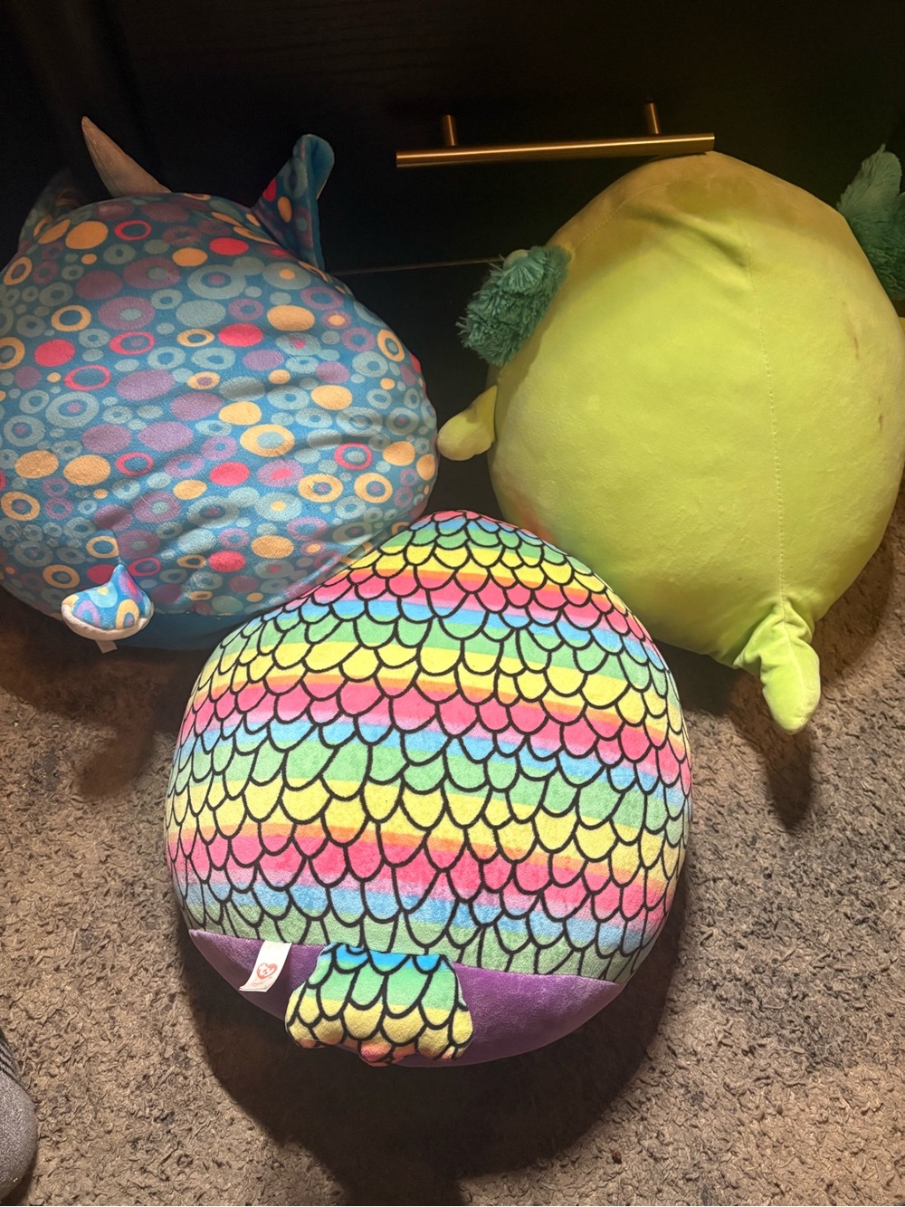 3 squish mellows Bundle inside - Picture 3 of 4